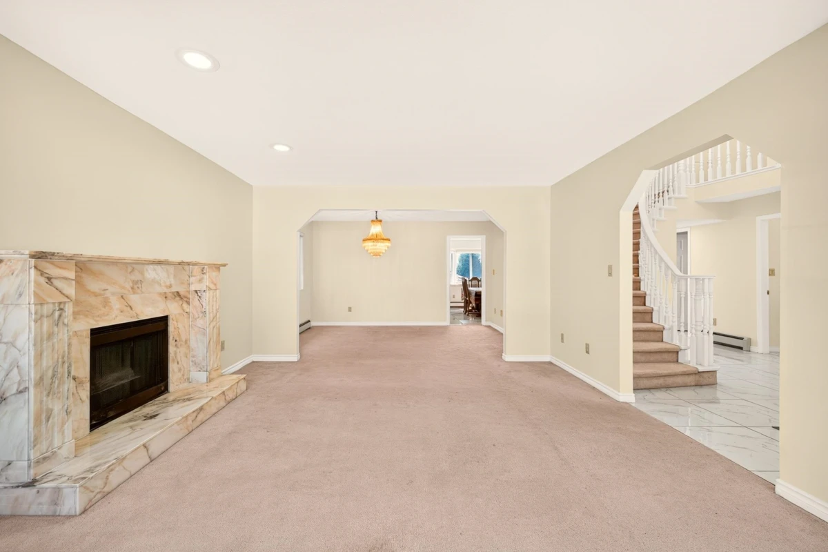 Dining Area Photo of 7275 Victoria Drive, Vancouver, BC
