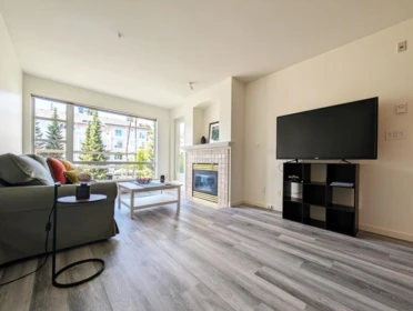 Kitchen Photo of 422 3629 Deercrest Drive, North Vancouver, BC
