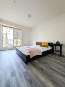 Primary Bedroom Photo of 422 3629 Deercrest Drive, North Vancouver, BC