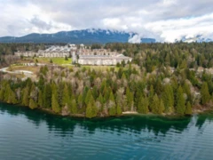 422 3629 Deercrest Drive, North Vancouver, BC