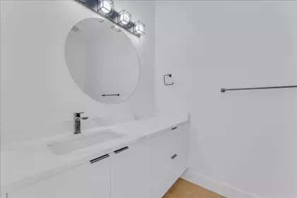 Walk-In Closet Photo of 20487 74b Avenue, Langley, BC