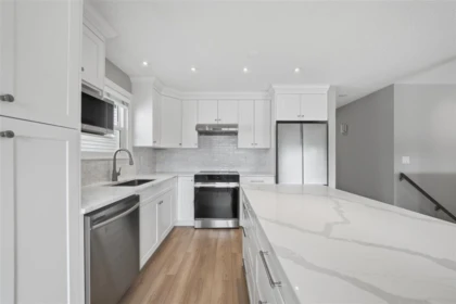Family Room Photo of 2270 Irvine Avenue, Port Coquitlam, BC