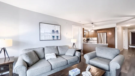404 14955 Victoria Avenue, White Rock, BC, White Rock — Apartment/Condo for sale