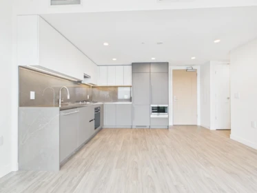 2907 2135 Springer Avenue, Burnaby, BC, Burnaby — Apartment/Condo for sale