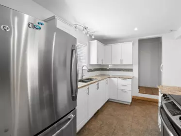 227 W 5th Street, North Vancouver, BC, North Vancouver — Single Family Residence for sale