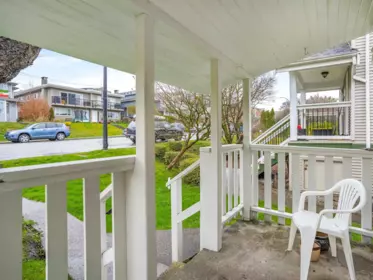 227 W 5th Street, North Vancouver, BC, North Vancouver — Single Family Residence for sale