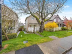 227 W 5th Street, North Vancouver, BC