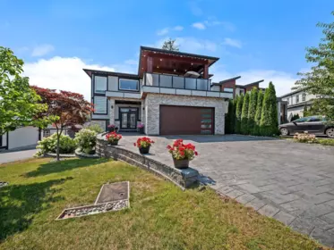 20574 71 Avenue, Langley, BC, Langley — Single Family Residence for sale