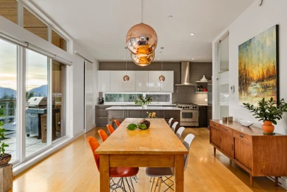 Kitchen Photo of 38555 Sky Pilot Drive, Squamish, BC