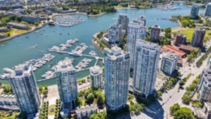 3302 193 Aquarius Mews, Vancouver, BC