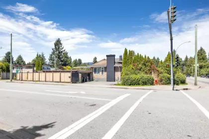 2715 Coast Meridian Road, Port Coquitlam, BC, Port Coquitlam — Single Family Residence for sale