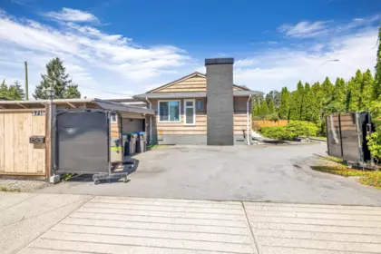 2715 Coast Meridian Road, Port Coquitlam, BC, Port Coquitlam — Single Family Residence for sale