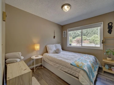 Breakfast Nook Photo of 3367 Richards Road, Roberts Creek, BC