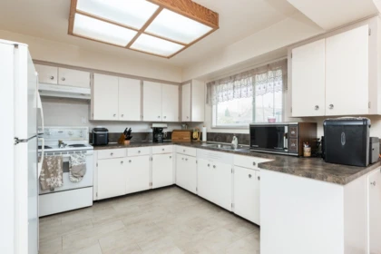 Breakfast Nook Photo of 8736 154 Street, Surrey, BC