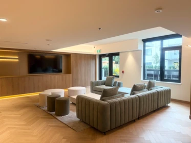 Entry Foyer Photo of 2505 6608 Sussex Avenue, Burnaby, BC