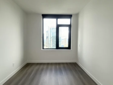 Walk-In Closet Photo of 2505 6608 Sussex Avenue, Burnaby, BC