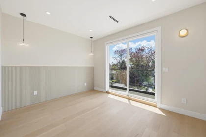 Entry Foyer Photo of 6383 Grant Street, Burnaby, BC