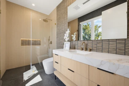 Hallway Photo of 6383 Grant Street, Burnaby, BC