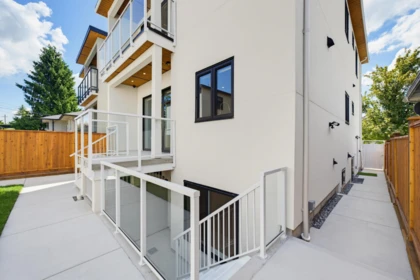 Hot Tub / Spa Photo of 6383 Grant Street, Burnaby, BC