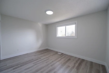 Breakfast Nook Photo of 17396 62a Avenue, Surrey, BC