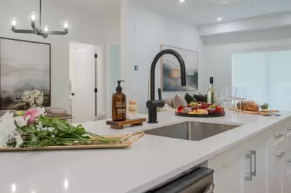 Kitchen Island Photo of 311 46187 Thomas Road, Chilliwack, BC