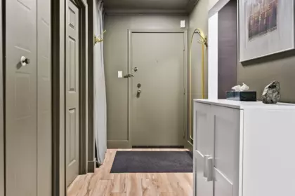 Guest Bathroom Photo of 106 1710 W 13th Avenue, Vancouver, BC