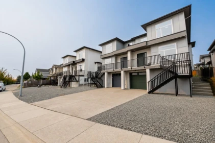 102 18573 56 Avenue, Surrey, BC, Surrey — Half Duplex for sale