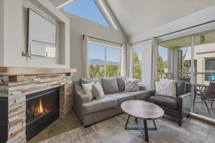 302 4749 Spearhead Drive, Whistler, BC, Whistler — Apartment/Condo for sale