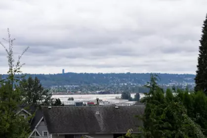 Office / Den Photo of 1410 Dansey Avenue, Coquitlam, BC