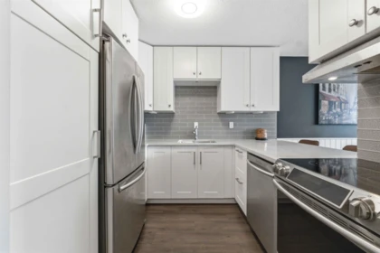305 1521 George Street, White Rock, BC, White Rock — Apartment/Condo for sale