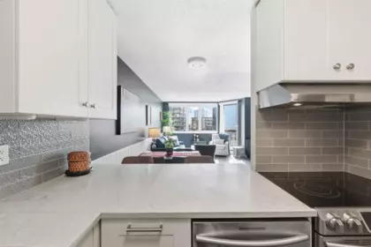 Kitchen Photo of 305 1521 George Street, White Rock, BC