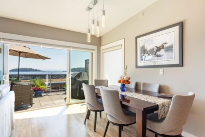 Dining Area Photo of 5374 Wakefield Beach Lane, Sechelt, BC