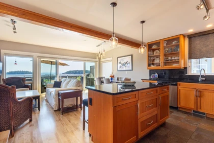 Kitchen Photo of 5374 Wakefield Beach Lane, Sechelt, BC