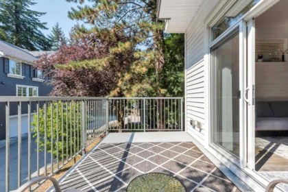 Breakfast Nook Photo of 14 277 171 Street, Surrey, BC