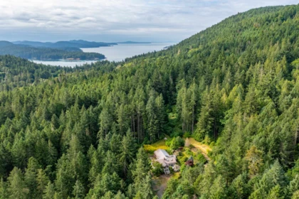 211 Morgan Road, Galiano Island, BC, Galiano Island — Single Family Residence for sale