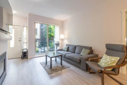 32 9229 University Crescent, Burnaby, BC, Burnaby — Townhouse for sale
