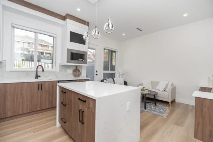 Primary Bedroom Photo of 102 1149 Dansey Avenue, Coquitlam, BC