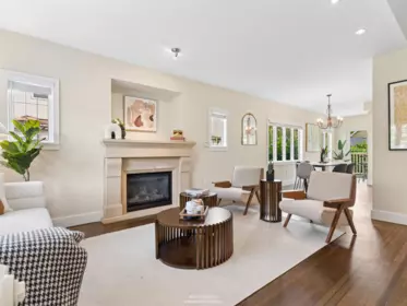 Living Room Photo of 908 W 21st Avenue, Vancouver, BC