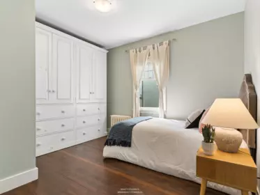 Primary Bedroom Photo of 908 W 21st Avenue, Vancouver, BC
