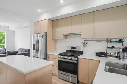 Kitchen Photo of 30 11556 72a Avenue, Delta, BC