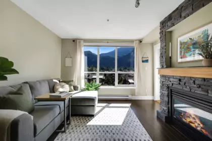 504 1211 Village Green Way, Squamish, BC, Squamish — Apartment/Condo for sale