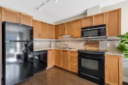 504 1211 Village Green Way, Squamish, BC, Squamish — Apartment/Condo for sale