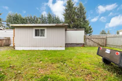 Mudroom Photo of 11 41711 Taylor Road, Mission, BC