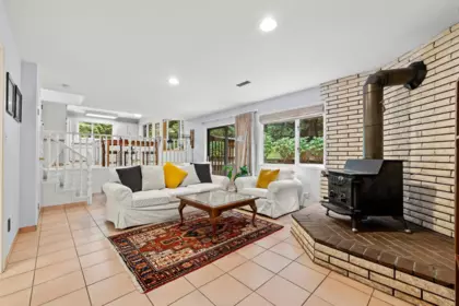 Basement Recreation Room Photo of 13912 28 Avenue, Surrey, BC