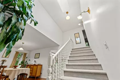 Staircase Photo of 13912 28 Avenue, Surrey, BC