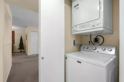 Mudroom Photo of 505 8811 Lansdowne Road, Richmond, BC