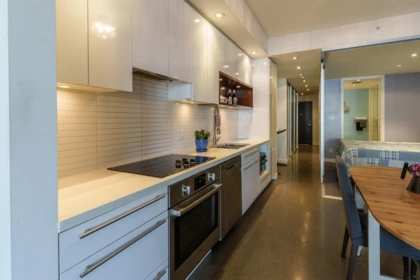 Kitchen Island Photo of 260 E 2nd Avenue, Vancouver, BC