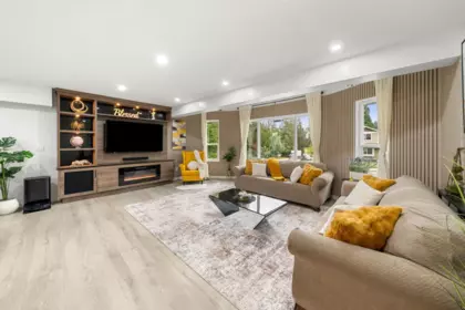 Living Room Photo of 660 E 22nd Street, North Vancouver, BC