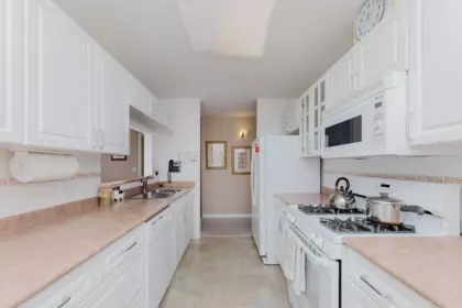 Powder Room Photo of 222 1585 Field Road, Sechelt, BC