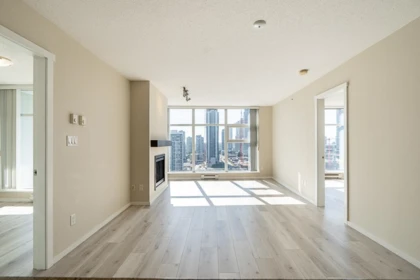 Walk-In Closet Photo of 2708 2289 Yukon Crescent, Burnaby, BC
